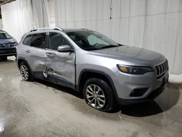 2019 JEEP CHEROKEE LATITUDE PLUS 4X4