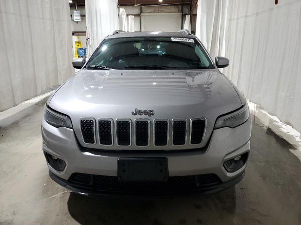 2019 JEEP CHEROKEE LATITUDE PLUS 4X4