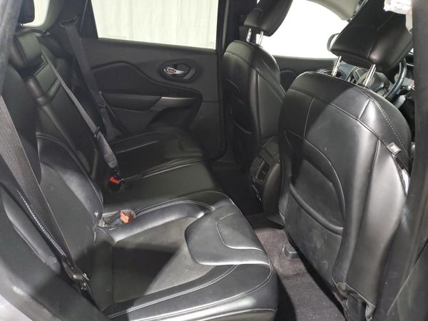 2019 JEEP CHEROKEE LATITUDE PLUS 4X4