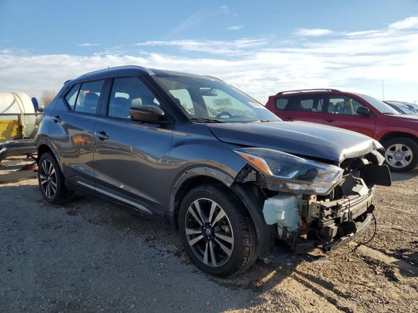 2018 NISSAN KICKS