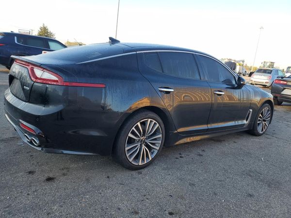 2019 KIA STINGER Base