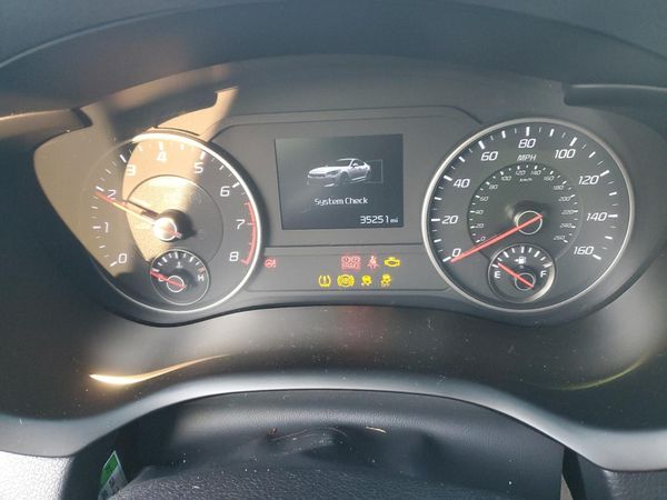 2019 KIA STINGER Base