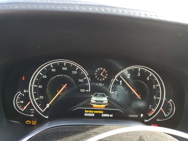 2016 BMW 750