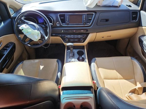 2017 KIA SEDONA