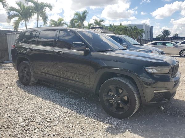 2024 JEEP GRAND CHEROKEE Limited — Passenger 3/4