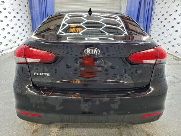 2018 KIA FORTE LX Base — DIRR