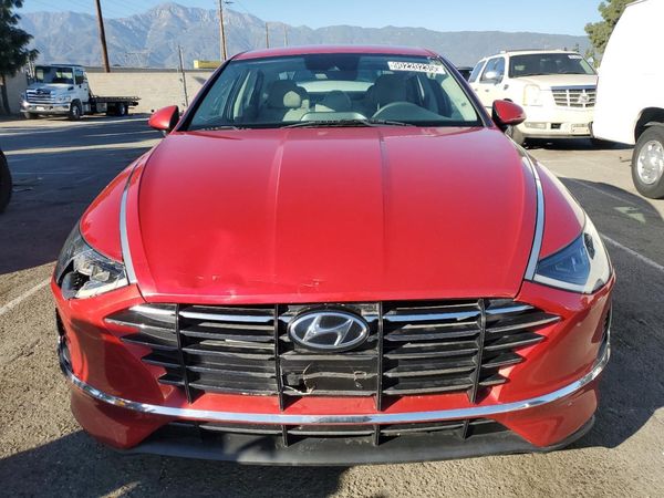 2021 HYUNDAI SONATA SE