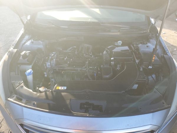 2016 HYUNDAI SONATA — Engine bay