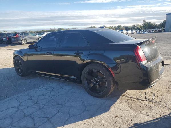 2018 CHRYSLER 300