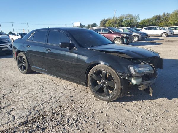 2018 CHRYSLER 300