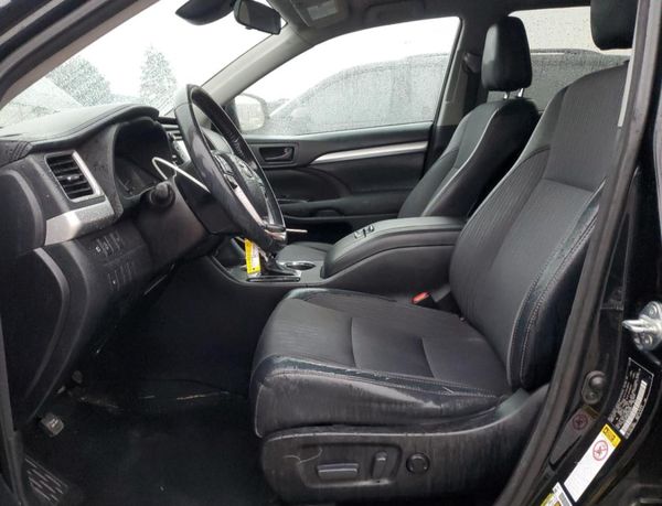 2017 TOYOTA HIGHLANDER