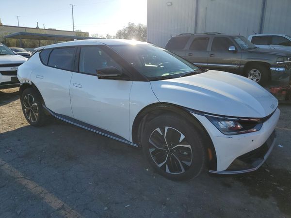2022 KIA EV6