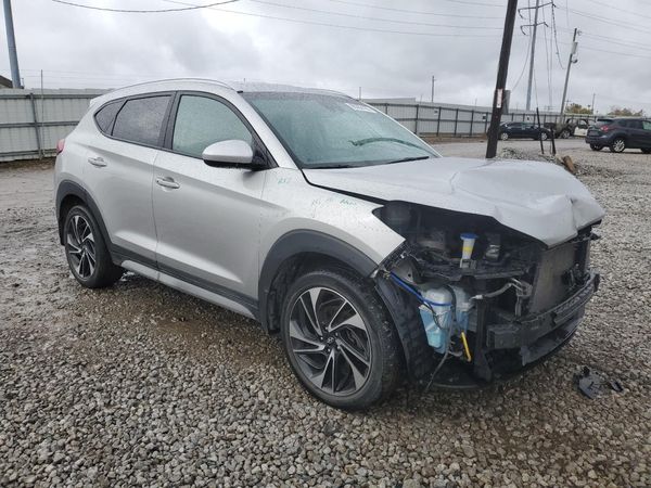 2020 HYUNDAI TUCSON