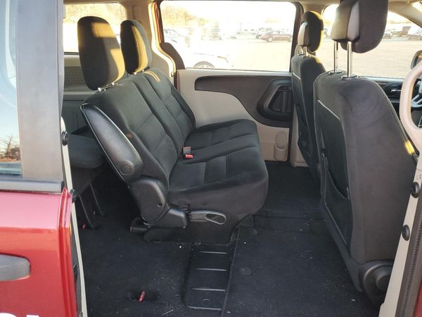 2016 DODGE GRAND CARAVAN SE