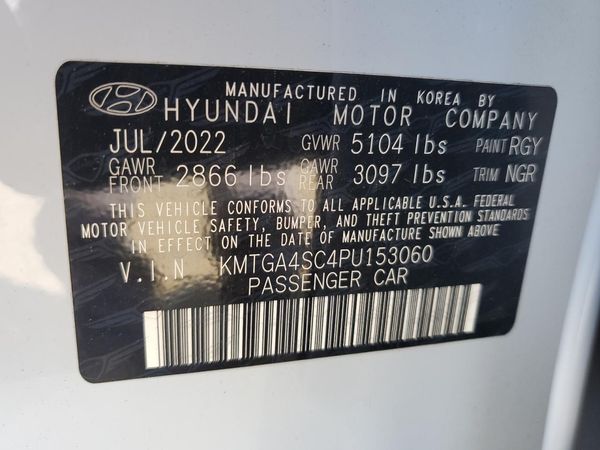 2023 GENESIS G80