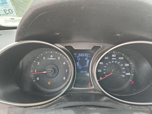 2013 HYUNDAI VELOSTER