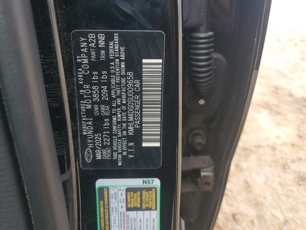 2025 HYUNDAI ELANTRA SEL Sport