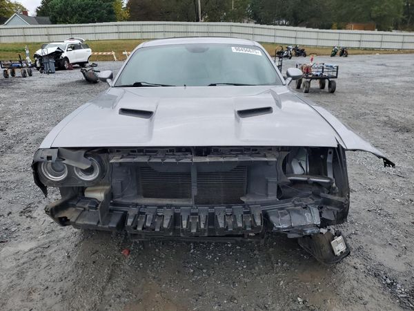 2016 DODGE CHALLENGER SXT