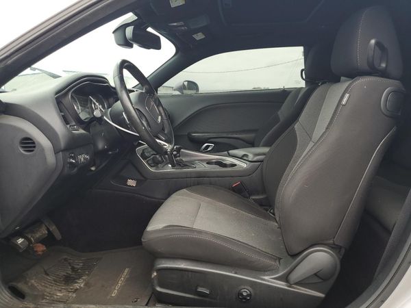 2016 DODGE CHALLENGER SXT