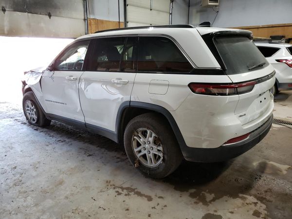 2022 JEEP GRAND CHEROKEE Laredo