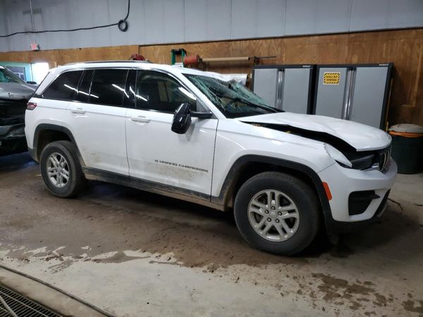 2022 JEEP GRAND CHEROKEE Laredo
