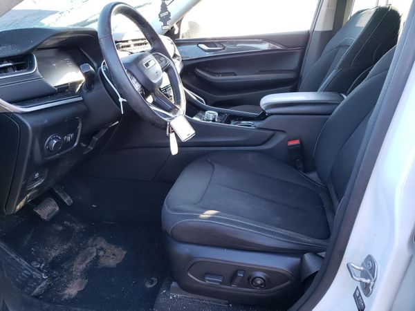 2022 JEEP GRAND CHEROKEE Laredo