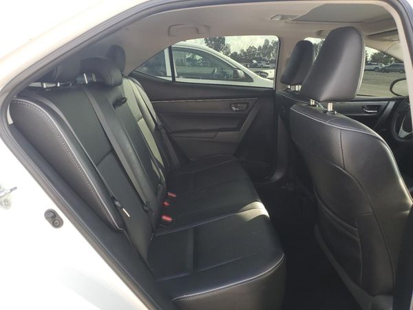 2017 TOYOTA COROLLA