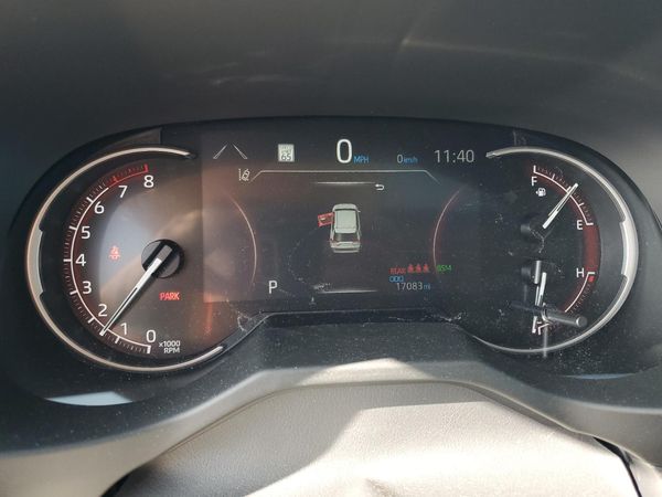 2024 TOYOTA RAV4 XLE