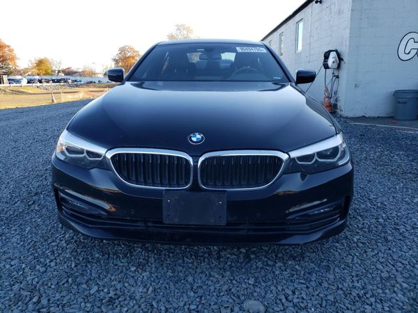 2018 BMW 530