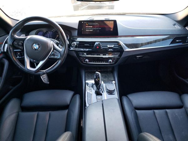 2018 BMW 530