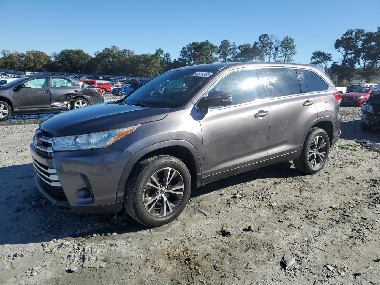 2019 TOYOTA HIGHLANDER LE/LE Plus