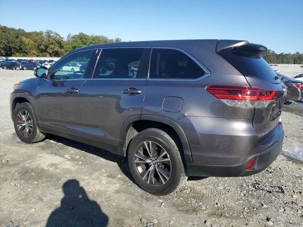 2019 TOYOTA HIGHLANDER LE/LE Plus