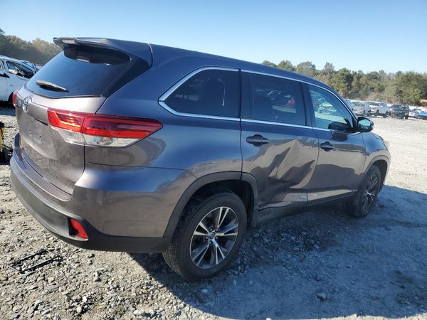 2019 TOYOTA HIGHLANDER LE/LE Plus