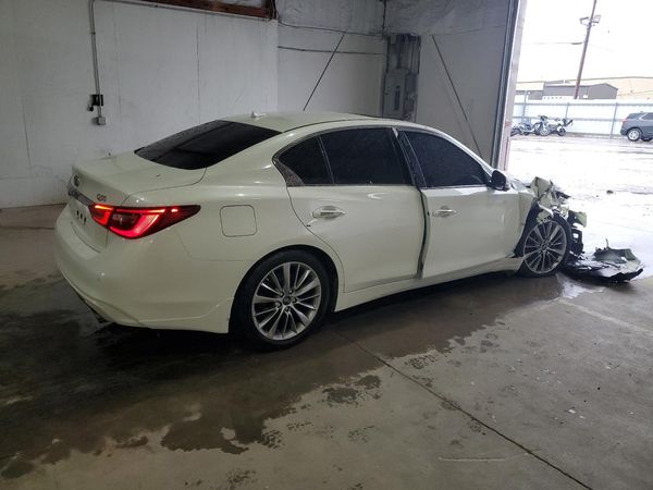2018 INFINITI Q50