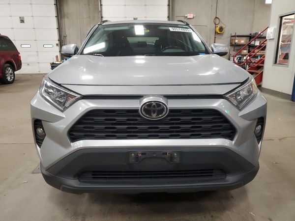 2019 TOYOTA RAV4 XLE Premium