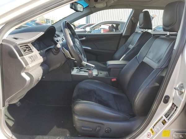 2014 TOYOTA CAMRY — DENT