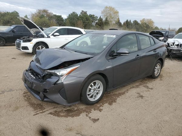 2018 TOYOTA PRIUS