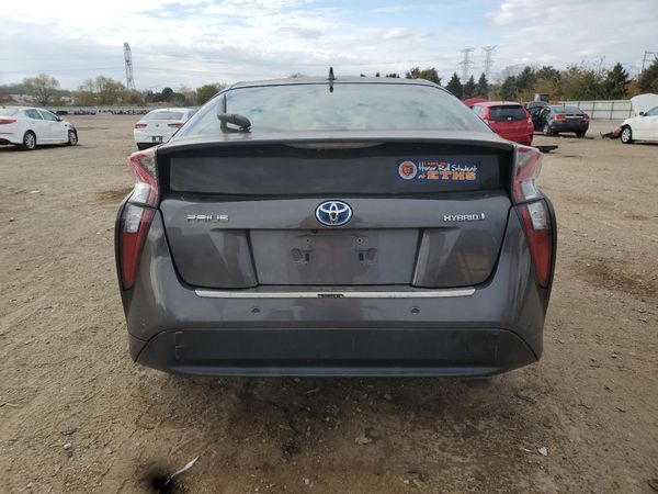 2018 TOYOTA PRIUS