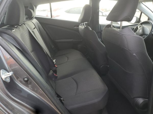 2018 TOYOTA PRIUS