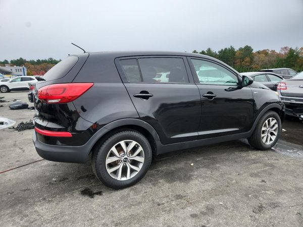 2015 KIA SPORTAGE GL - Middle-low