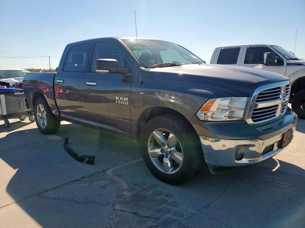 2016 DODGE RAM