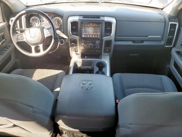 2016 DODGE RAM