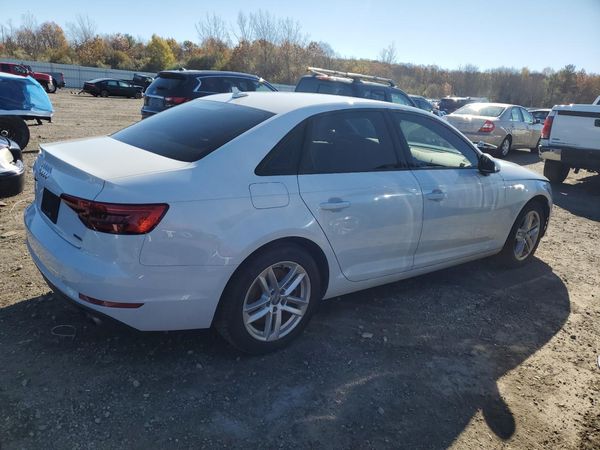 2017 AUDI A4 quattro Premium