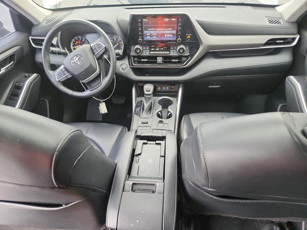 2022 TOYOTA HIGHLANDER