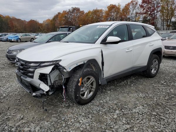2025 HYUNDAI TUCSON SE