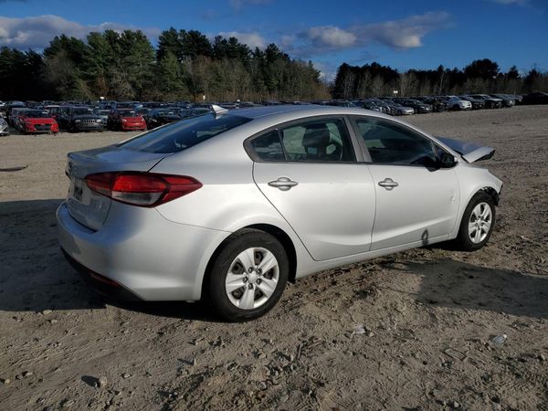 2017 KIA FORTE