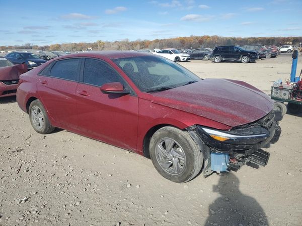 2024 HYUNDAI ELANTRA