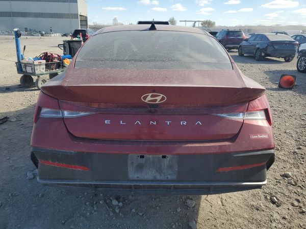 2024 HYUNDAI ELANTRA