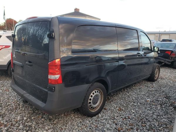 2021 MERCEDES-BENZ METRIS