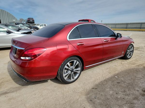 2016 MERCEDES-BENZ C C300